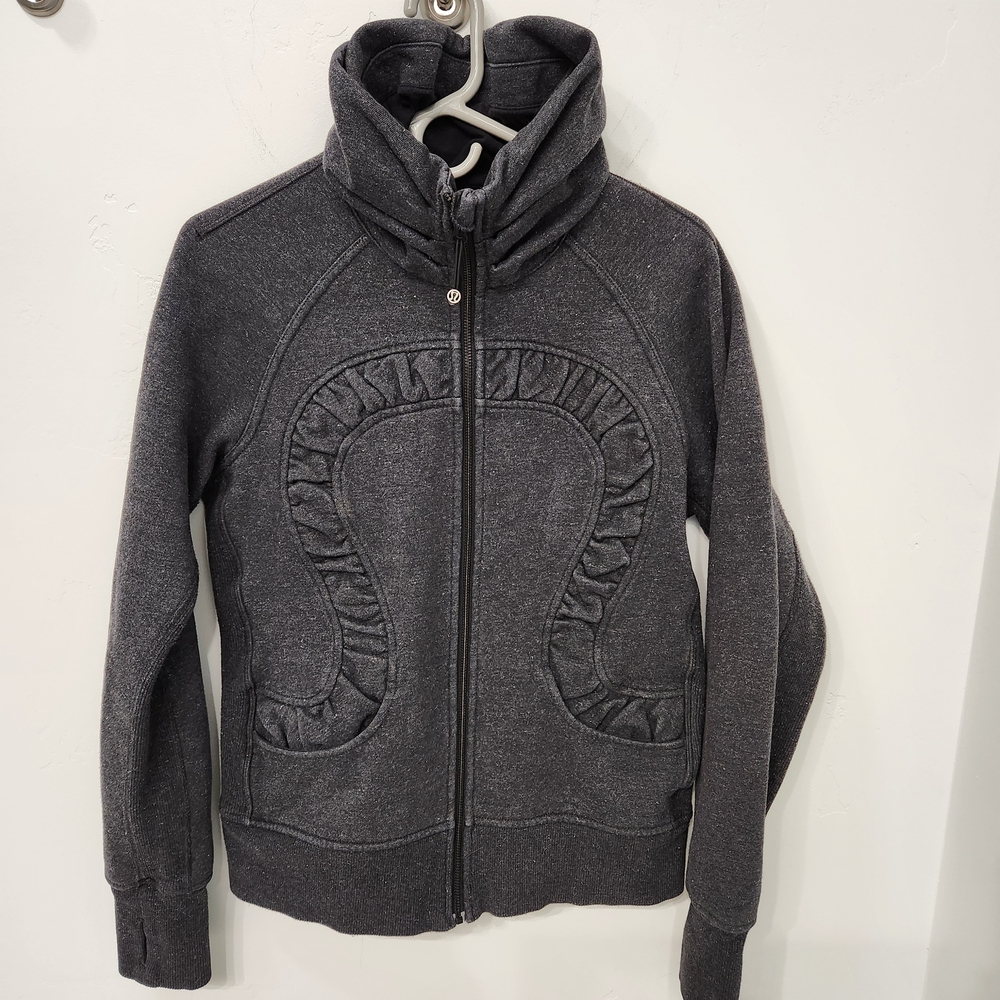 Lululemon Scuba Cuddle Up Jacket Size 10